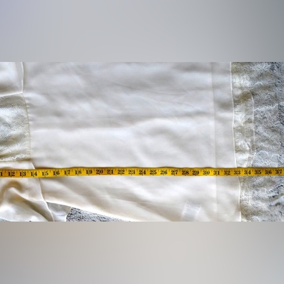 NEW BCBG Generation OFF WHITE bare shoulders  Lace dress Fully lined Sz 4,NWT - Picture 7 of 8